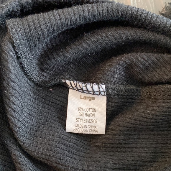 Poof ladies sleeveless tank top in black. Size Large on the tag. - Picture 5 of 8